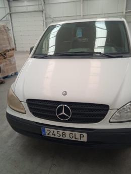 11   -  Lote 11  2458-GLP   —   Mercedes-Benz Vito 109 CDI — Furgoneta de carga